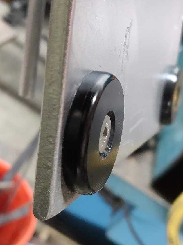 machined some slidey feet